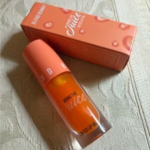 Blend Bunny Juice Tinted Lip Oil Lipgloss in Squeeze BNIB